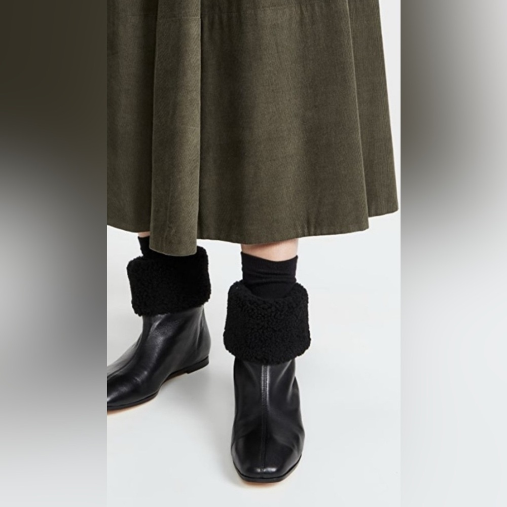Mansur Gavriel | Cosy Boots in Black Lambskin Sheep Shearling Size 8